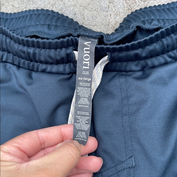 Vuori Men's Deep Blue Joggers Size: XXL - Picture 2 of 12